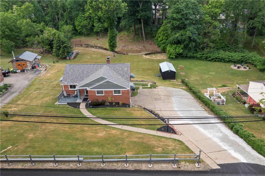 214 Drake Road Bethel Park, PA 15102 - Photo 28 of 32 Gallery Image 28
