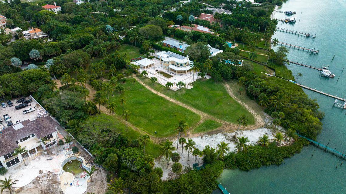 512 South Beach Road Hobe Sound, FL 33455 - Photo 10 of 22 20220109140944940299000000-o
