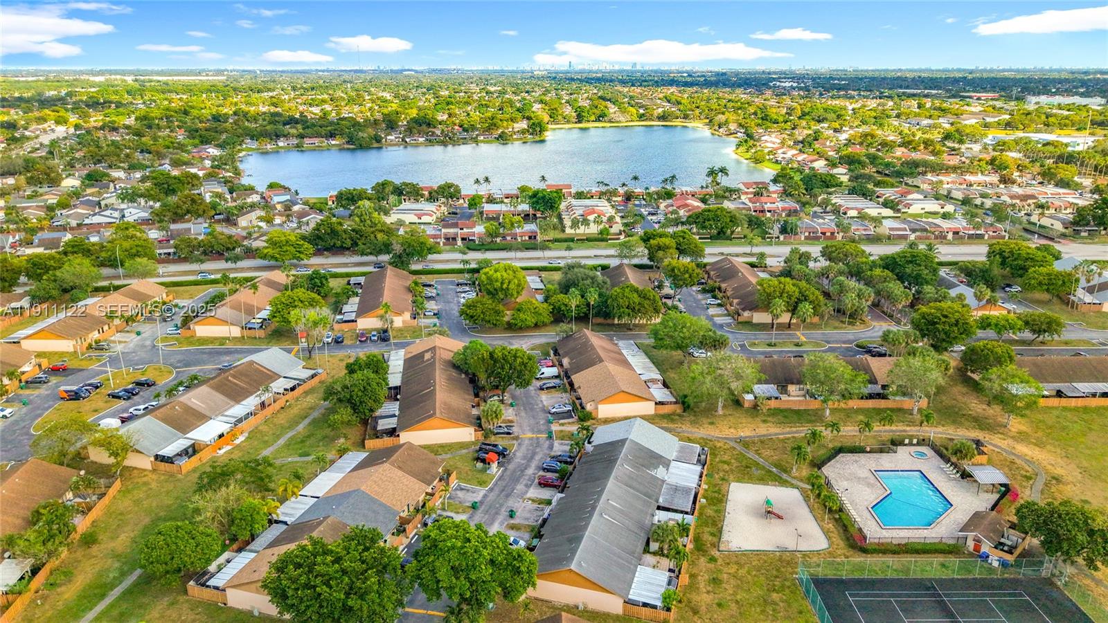 6722 Northwest 192nd Lane Hialeah, FL 33015 - Photo 32 of 46 a view of city and ocean