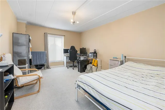 $179,900 | 5 Bayard Road, Unit 808, Pittsburgh, PA 15213