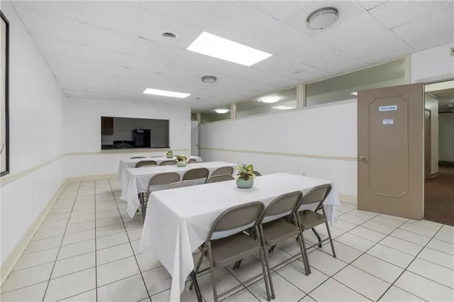 $179,900 | 5 Bayard Road, Unit 808, Pittsburgh, PA 15213