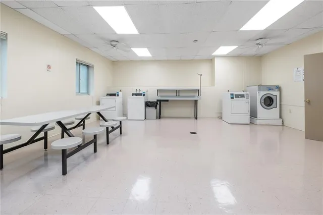 $179,900 | 5 Bayard Road, Unit 808, Pittsburgh, PA 15213