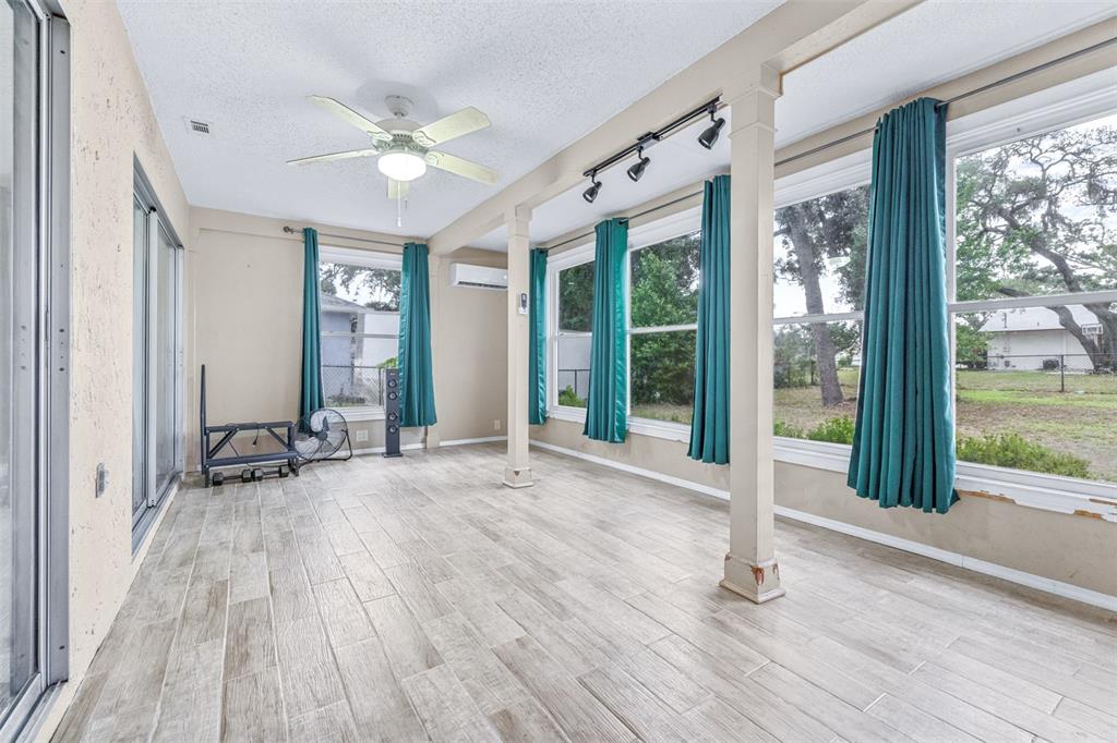 8441 Braganza Street Spring Hill, FL 34608 - Photo 16 of 33