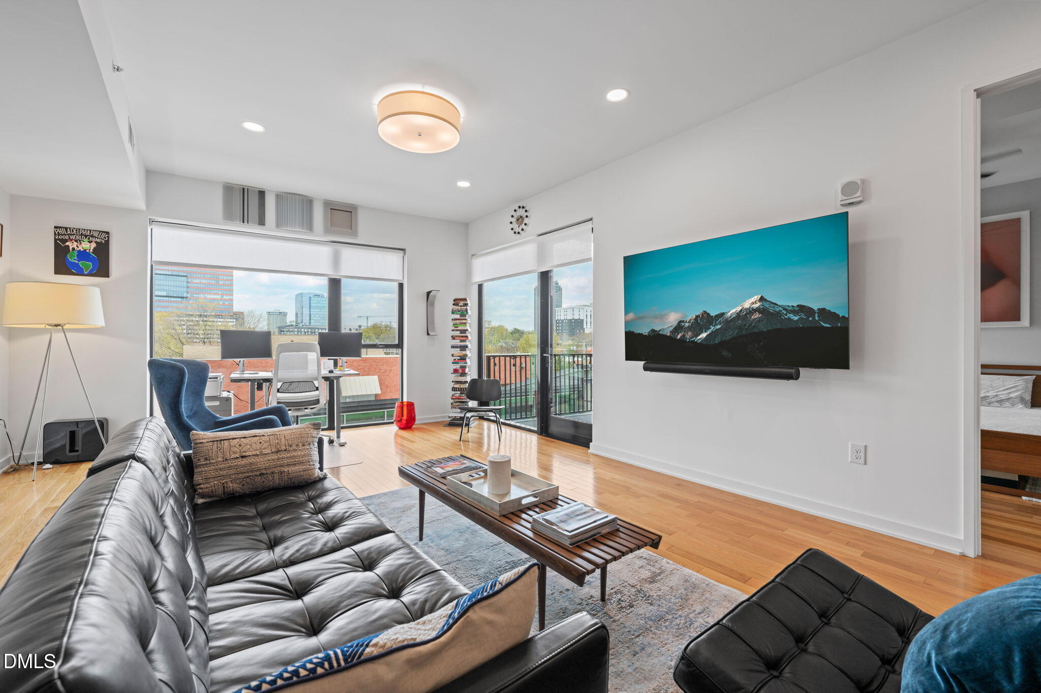 523 South West Street, Unit 304 Raleigh, NC 27601 - Photo 15 of 30 14-web-or-mls-untitled-8