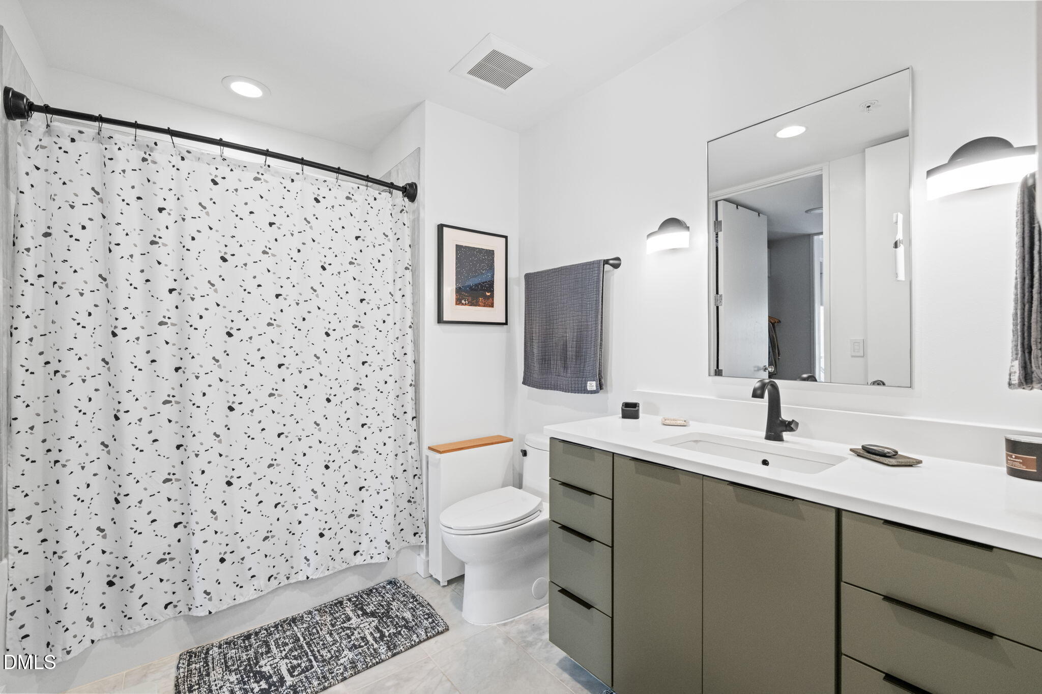 523 South West Street, Unit 304 Raleigh, NC 27601 - Photo 23 of 30 31-web-or-mls-untitled-1