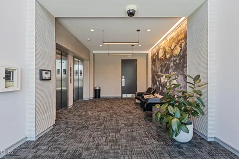 $499,000 | 523 South West Street, Unit 304, Raleigh, NC 27601