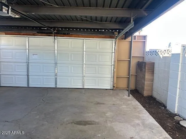 a view of a garage
