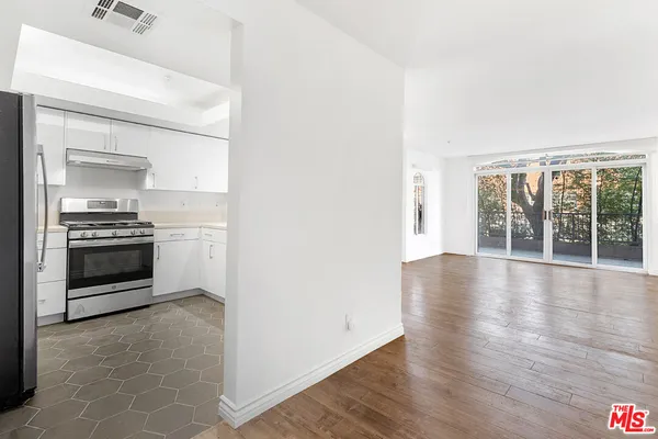 $4,500 | 1255 Federal Avenue, Unit 108, Los Angeles, CA 90025