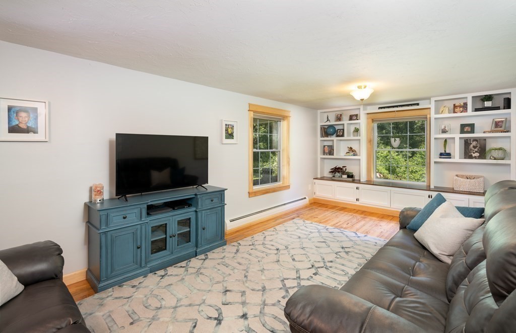 261 Hovey Road Monson, MA 01057 - Photo 12 of 40