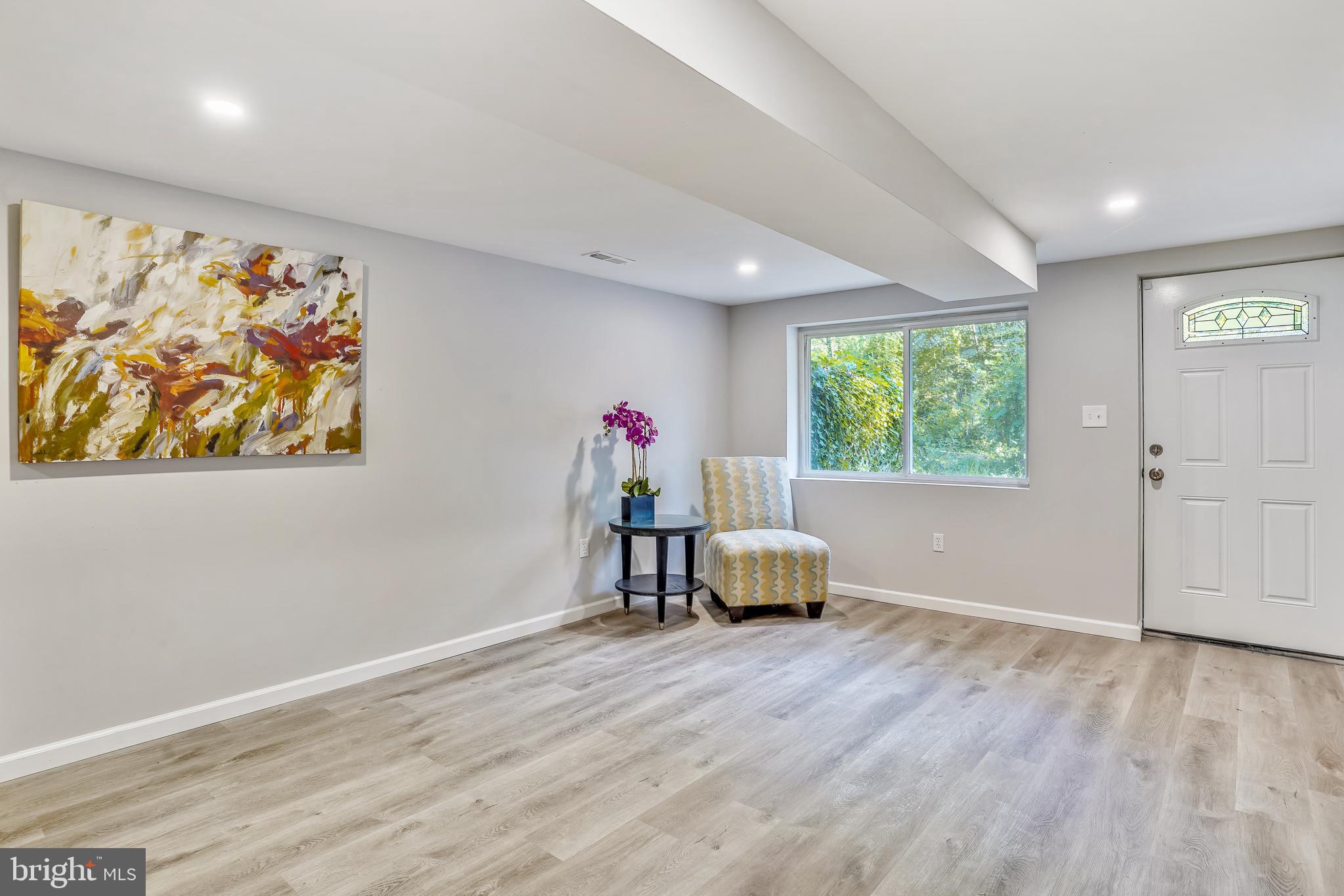 18310 Sharon Road Triangle, VA 22172 - Photo 20 of 27 Lower level living room