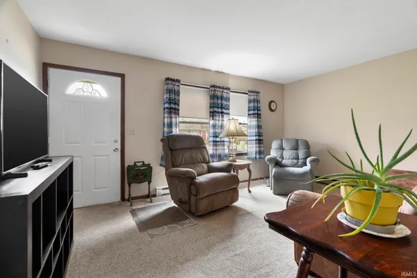 $199,000 | 511 West 6th Street, Sheridan, IN 46069