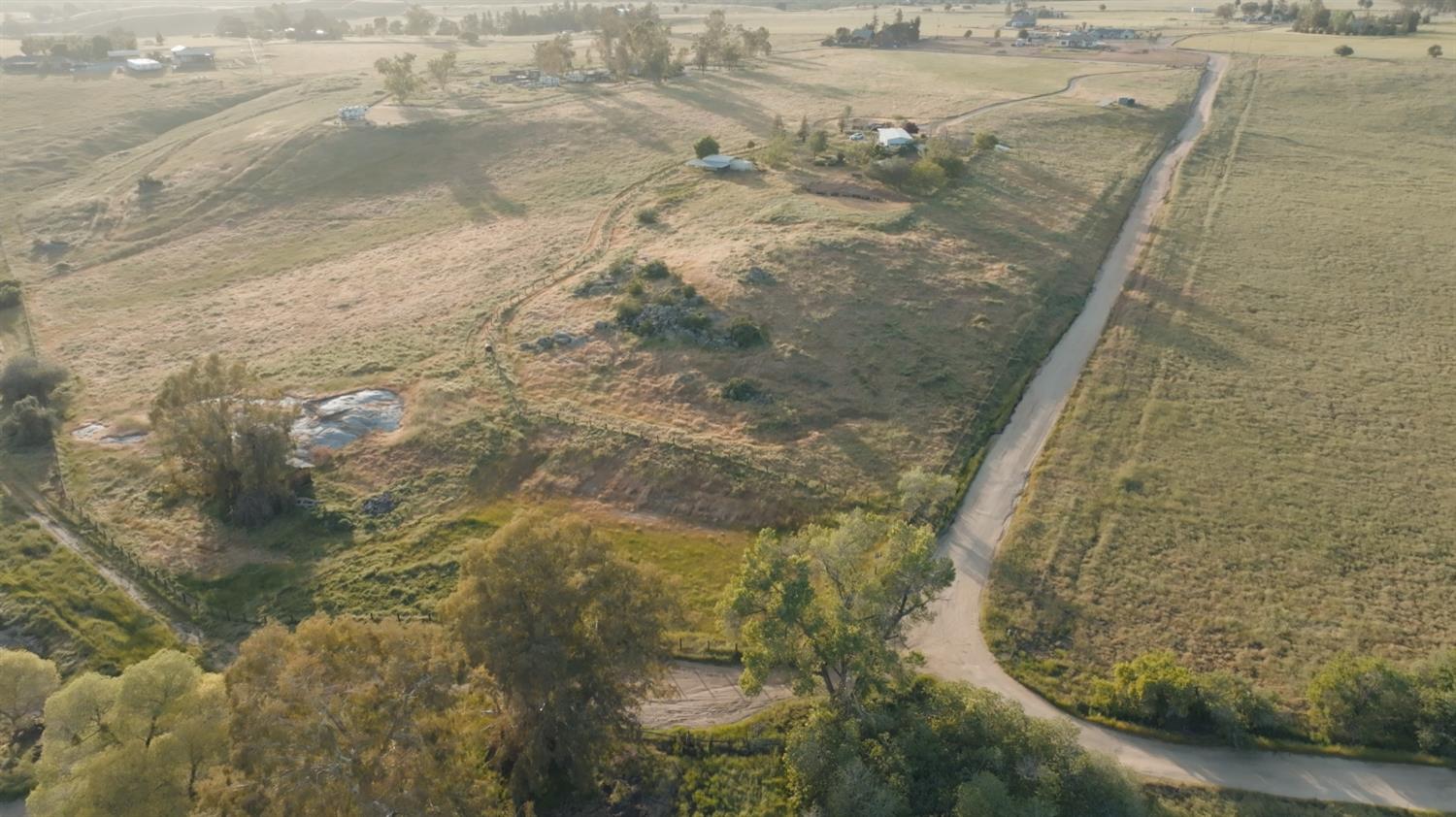20351 Thermal Road Sanger, CA 93657 - Photo 27 of 40