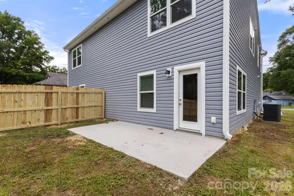 a view of a house with a garage