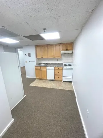 $3,200 | 475 Commonwealth Avenue, Unit G3, Boston, MA 02215