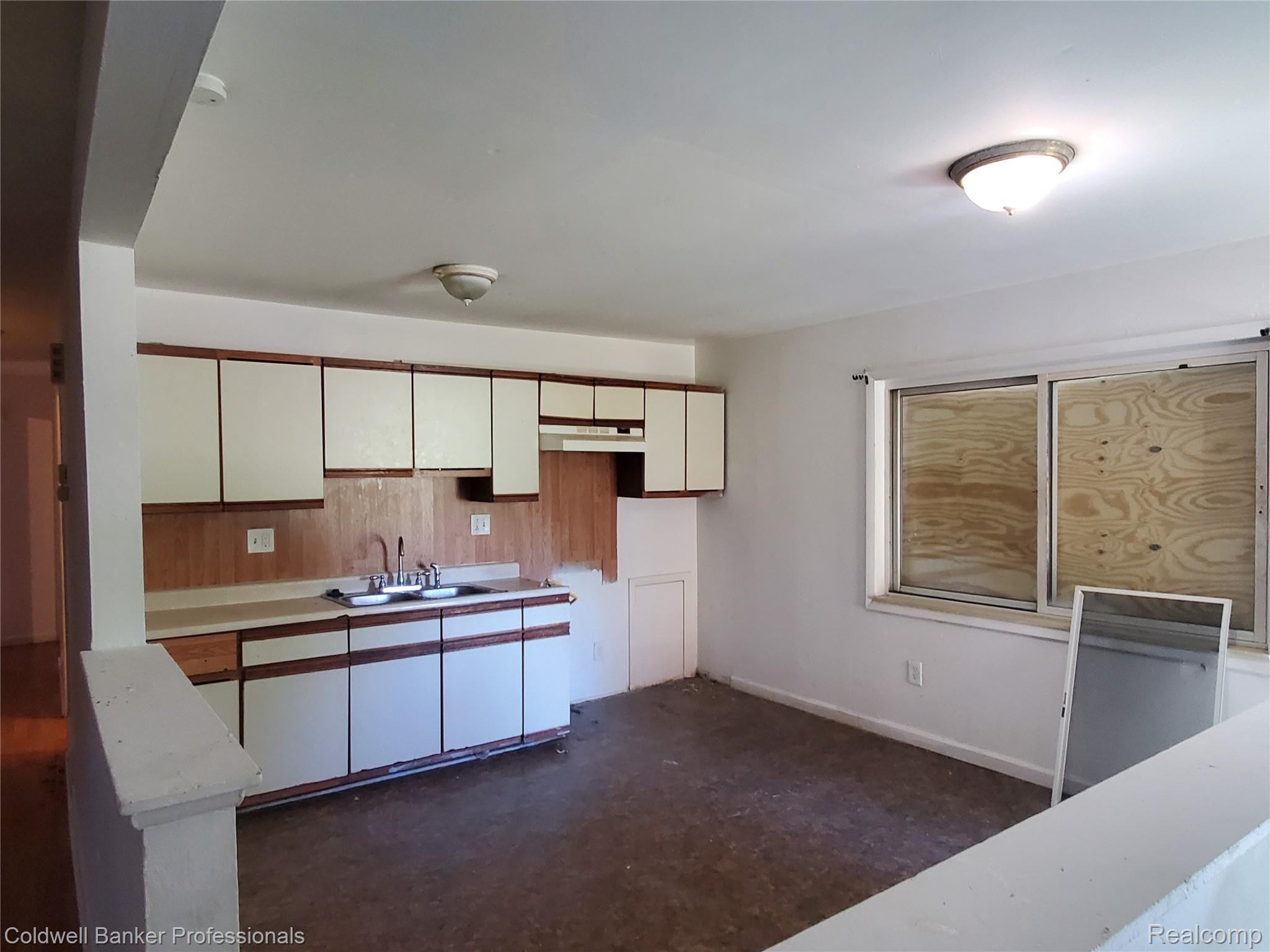 4312 Moore Street Inkster, MI 48141 - Photo 6 of 16 Photo11.jpg
