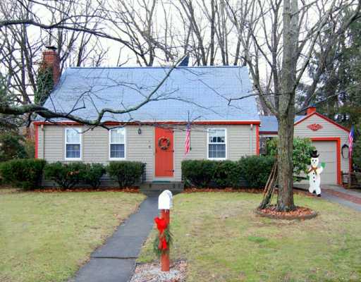 5 Enfield Road Warwick, RI 02886 - Photo 1 of 8 Exterior Front.