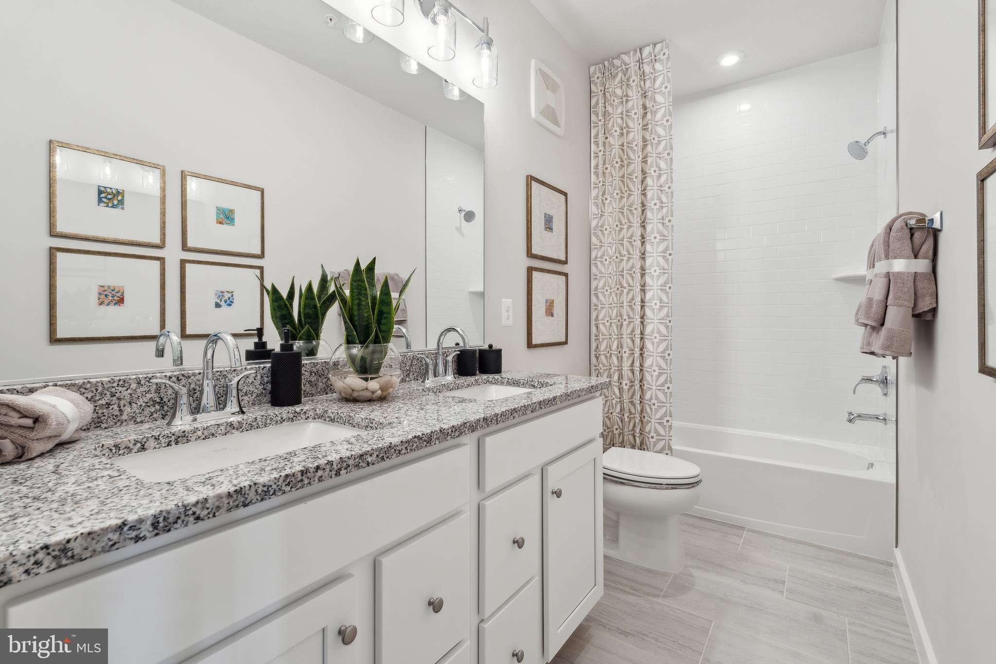 1047 Inferno Terrace Southeast Leesburg, VA 20175 - Photo 15 of 29