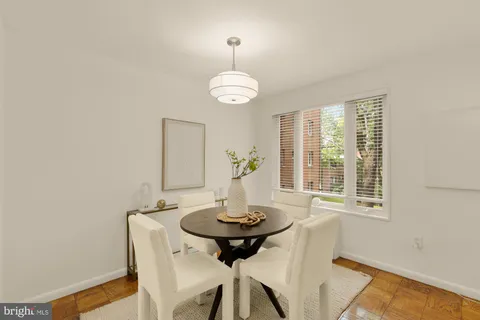$290,000 | 2400 41st Street Northwest, Unit 212, Washington, DC 20007