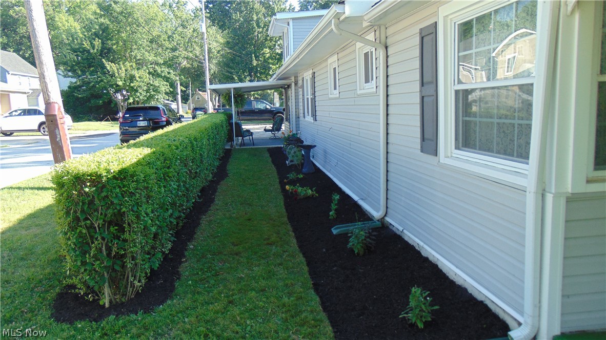 34090 Roberts Road Eastlake, OH 44095 - Photo 13 of 42