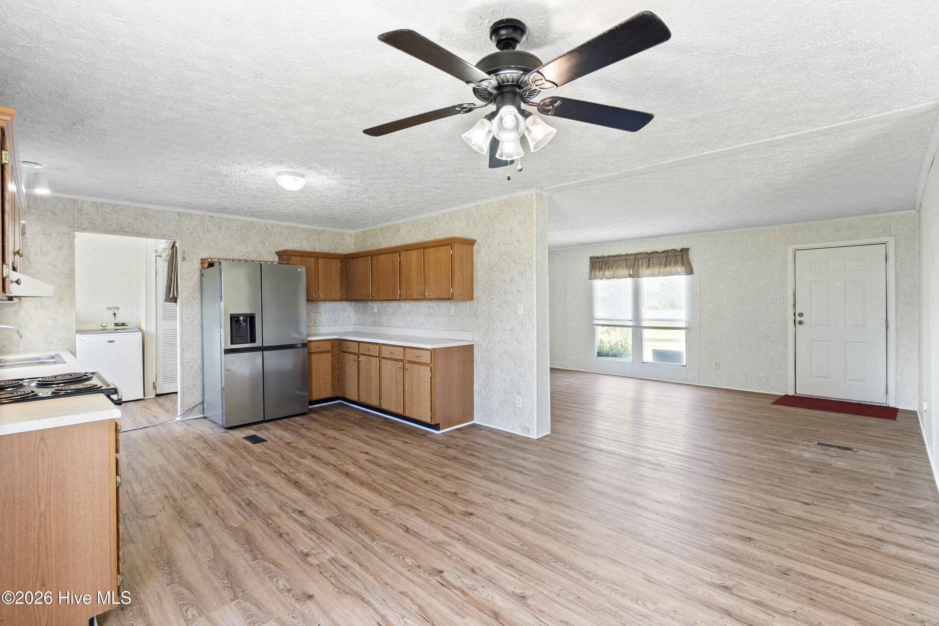 1678 Fred Harrison Road Snow Hill, NC 28580 - Photo 13 of 27 1678 Fred Harrison Rd. Dining into Livin