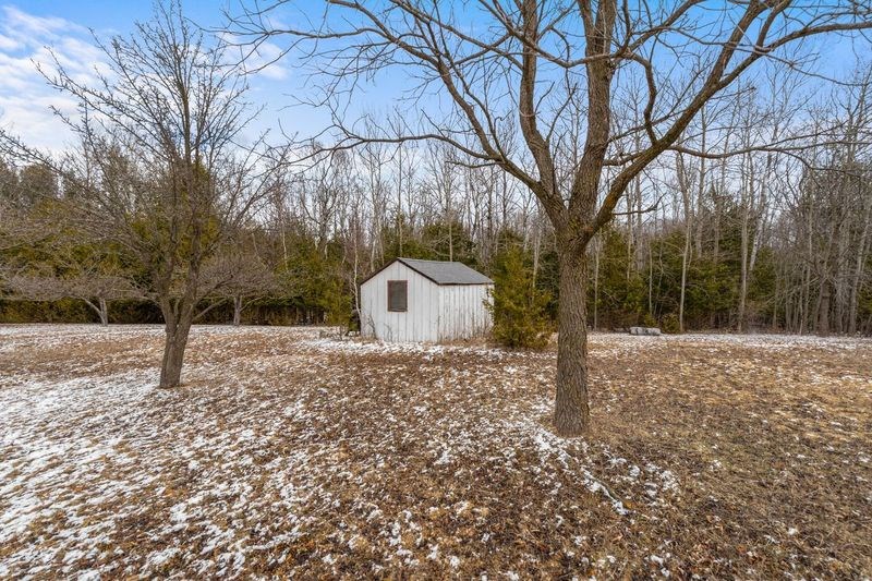 4790 Forest Road Sturgeon Bay, WI 54235 - Photo 7 of 48 small storage shed
