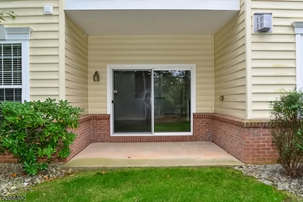 $319,000 | 2103 Neville Court, Unit 2103, Somerset, NJ 08873