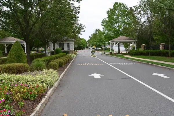 $319,000 | 2103 Neville Court, Unit 2103, Somerset, NJ 08873