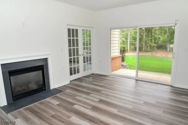$319,000 | 2103 Neville Court, Unit 2103, Somerset, NJ 08873