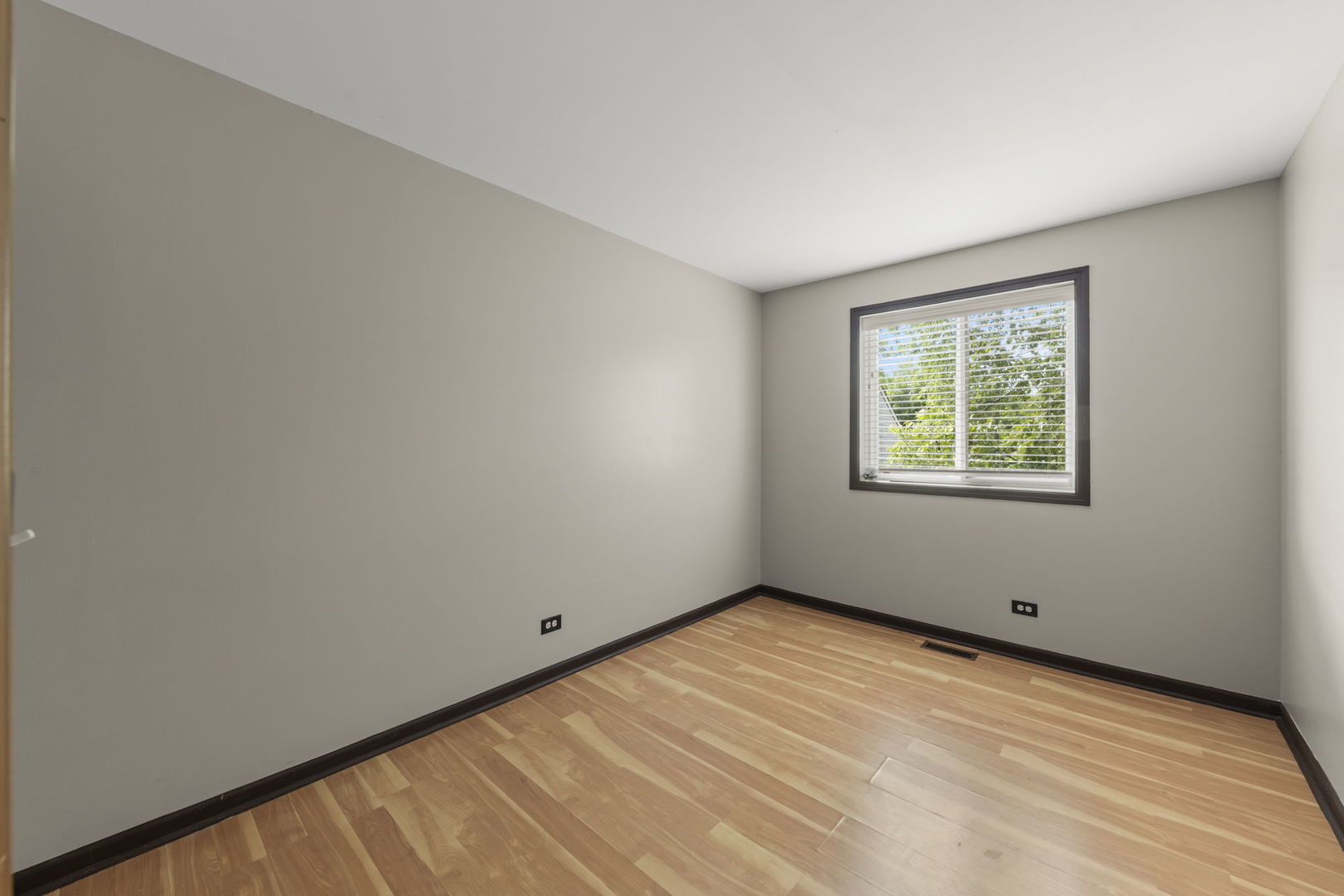 2736 Prairieview Lane South, Unit 1 Aurora, IL 60502 - Photo 16 of 18