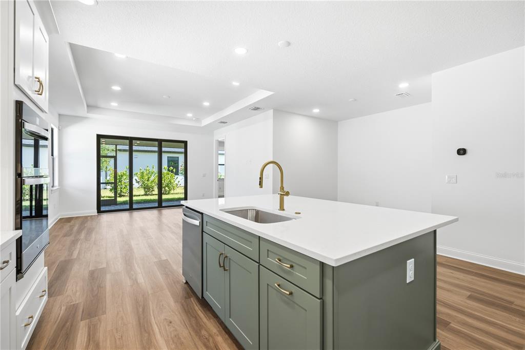 5888 Windbreak Court Apollo Beach, FL 33572 - Photo 6 of 36