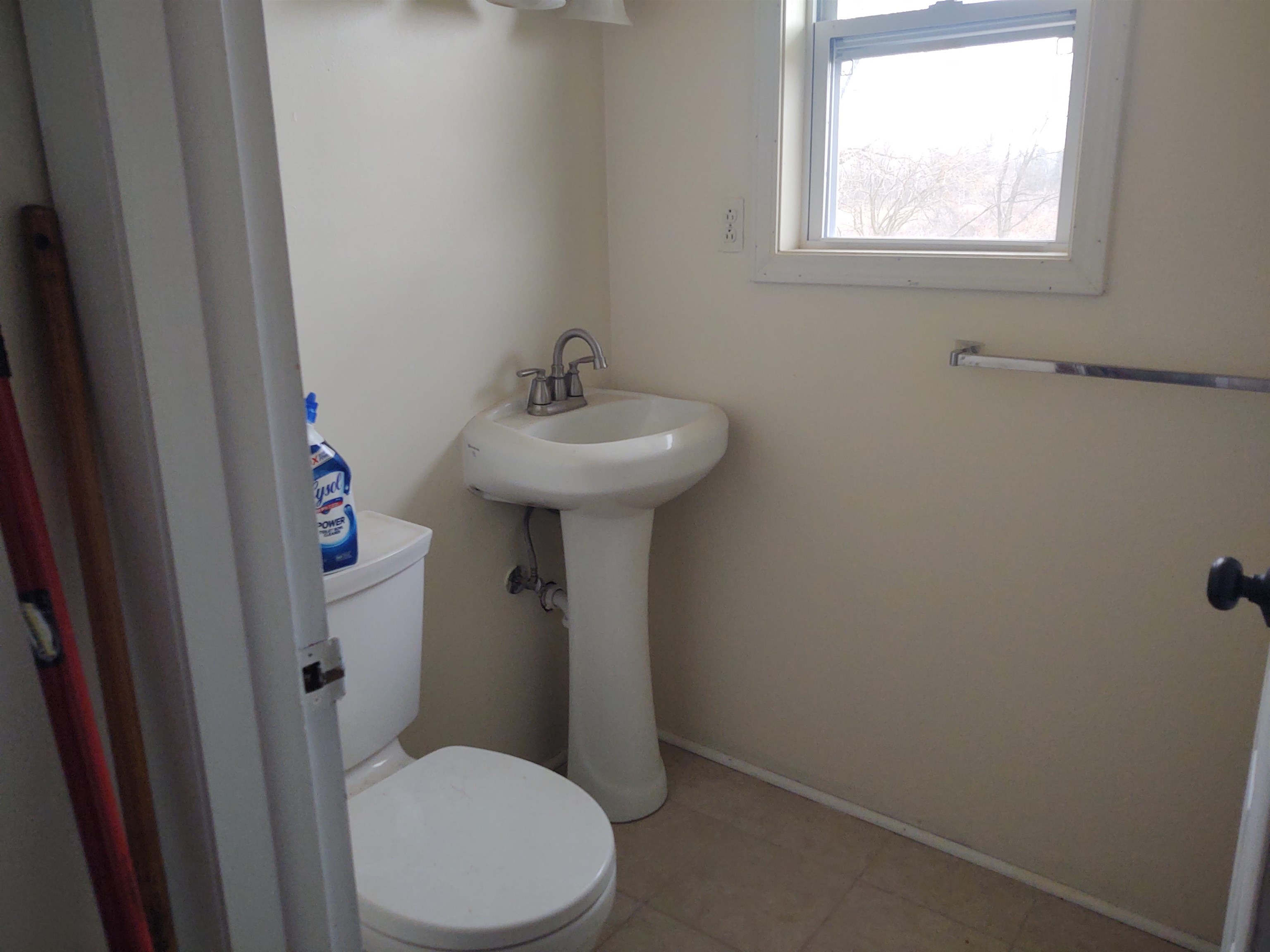 11440 Frost Road Freeland, MI 48623 - Photo 9 of 20