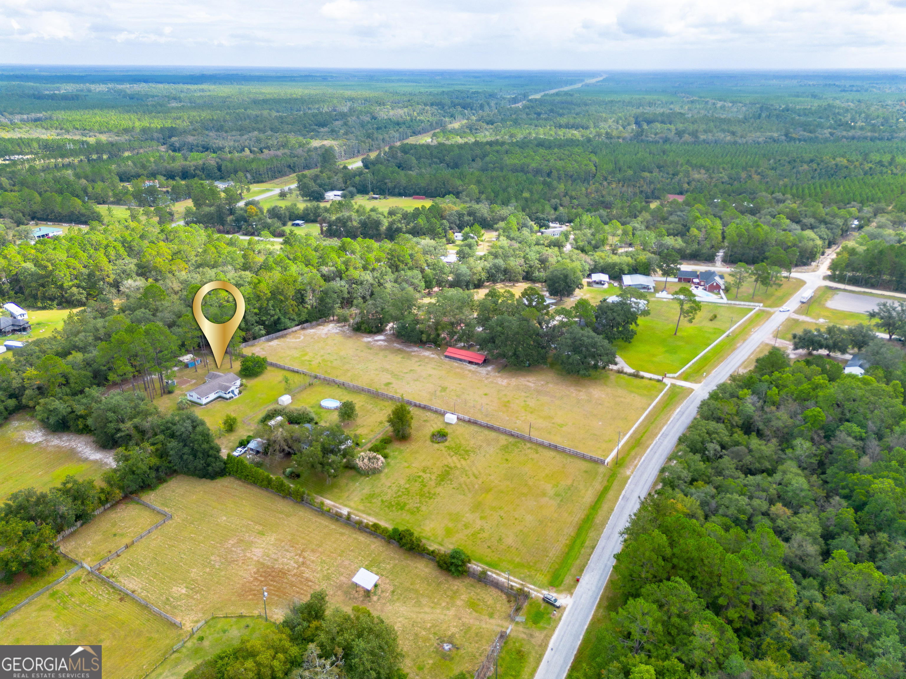 603 Cumberland Road Hortense, GA 31543 - Photo 4 of 26 a view of a city