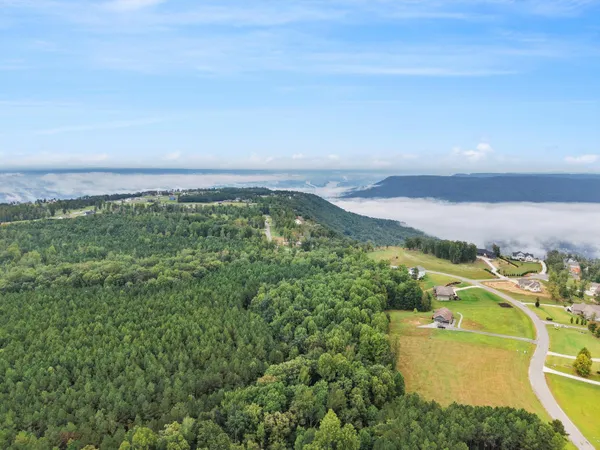 $173,000 | 0 Raulston Falls Drive, Unit 133, Jasper, TN 37347