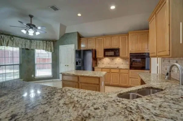 $3,250 | 3400 Dowland Drive, Flower Mound, TX 75022