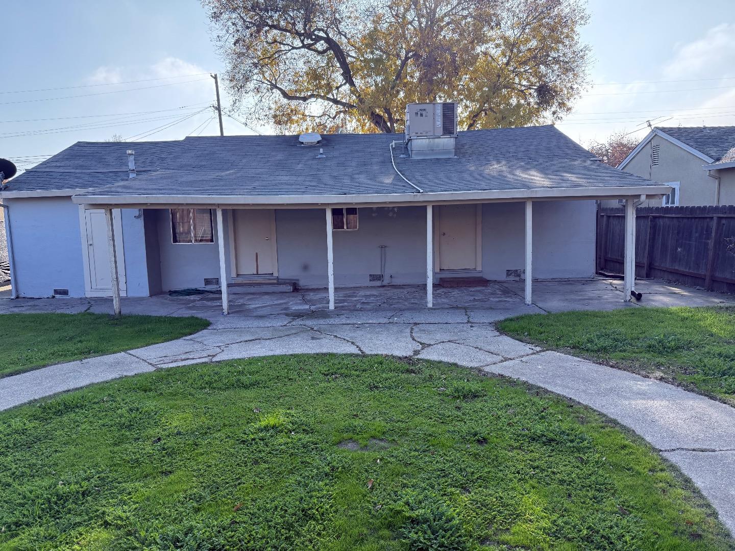 2403 Mountain View Drive Concord, CA 94520 - Photo 2 of 10