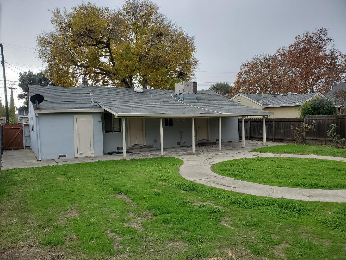 2403 Mountain View Drive Concord, CA 94520 - Photo 3 of 10