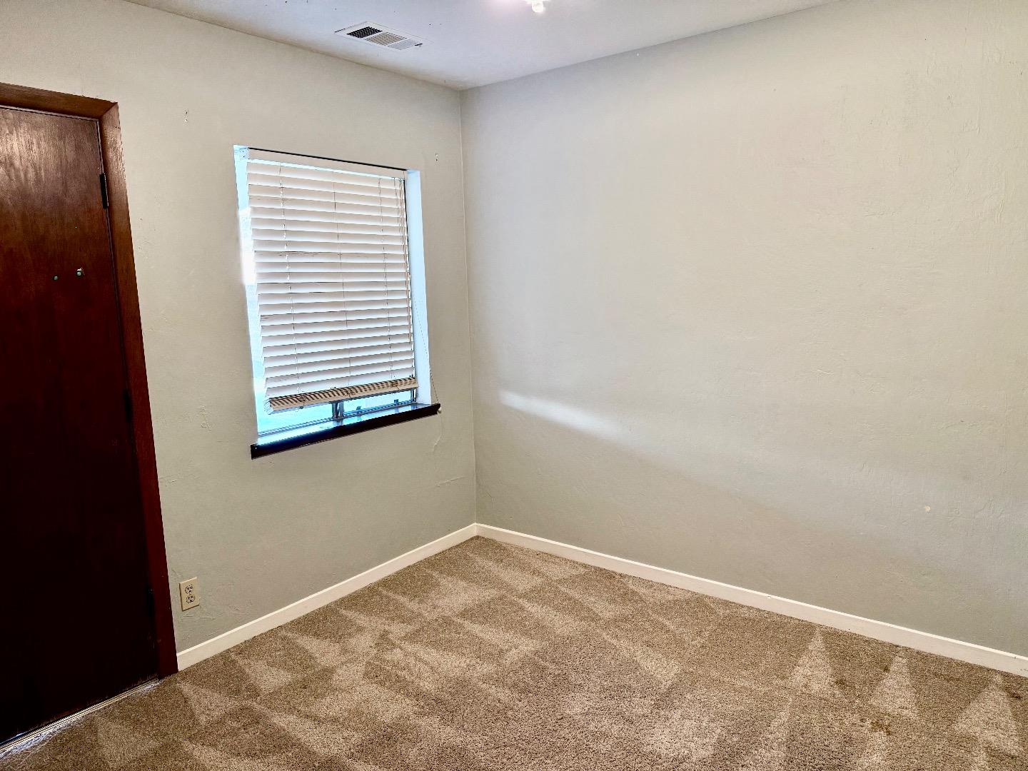 2403 Mountain View Drive Concord, CA 94520 - Photo 6 of 10