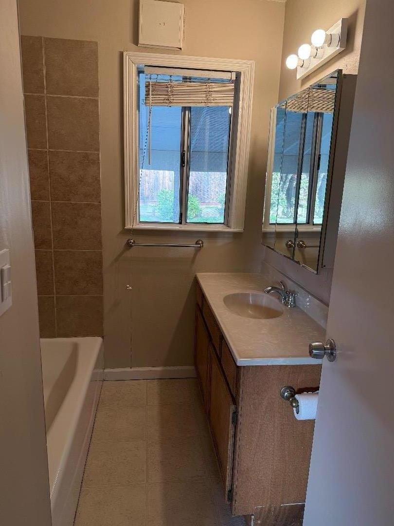 2403 Mountain View Drive Concord, CA 94520 - Photo 9 of 10