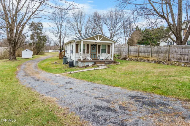 $165,000 | 255 Stone Mill Road Southwest, Abingdon, VA 24210