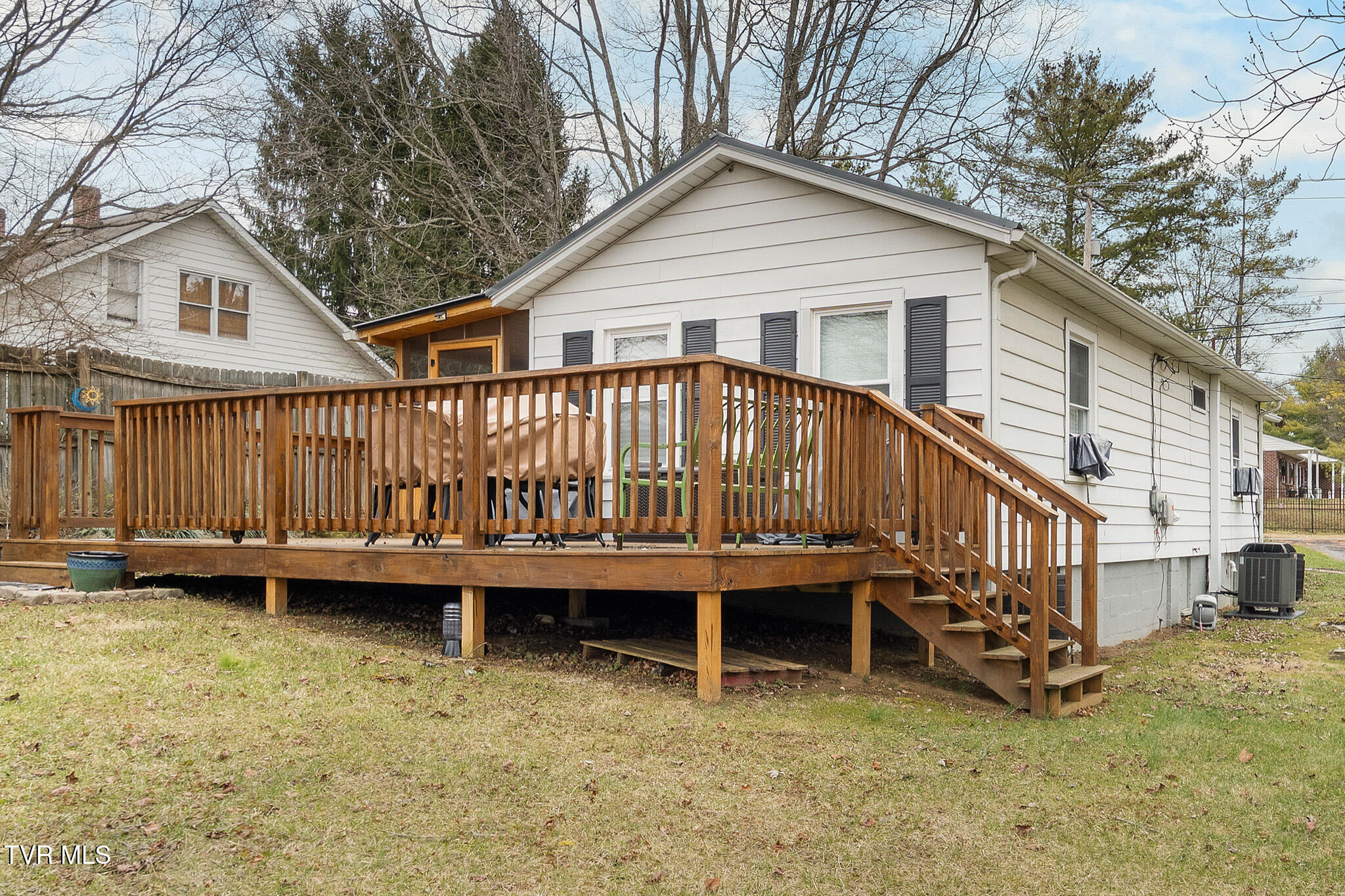 255 Stone Mill Road Southwest Abingdon, VA 24210 - Photo 8 of 31 DSC03431