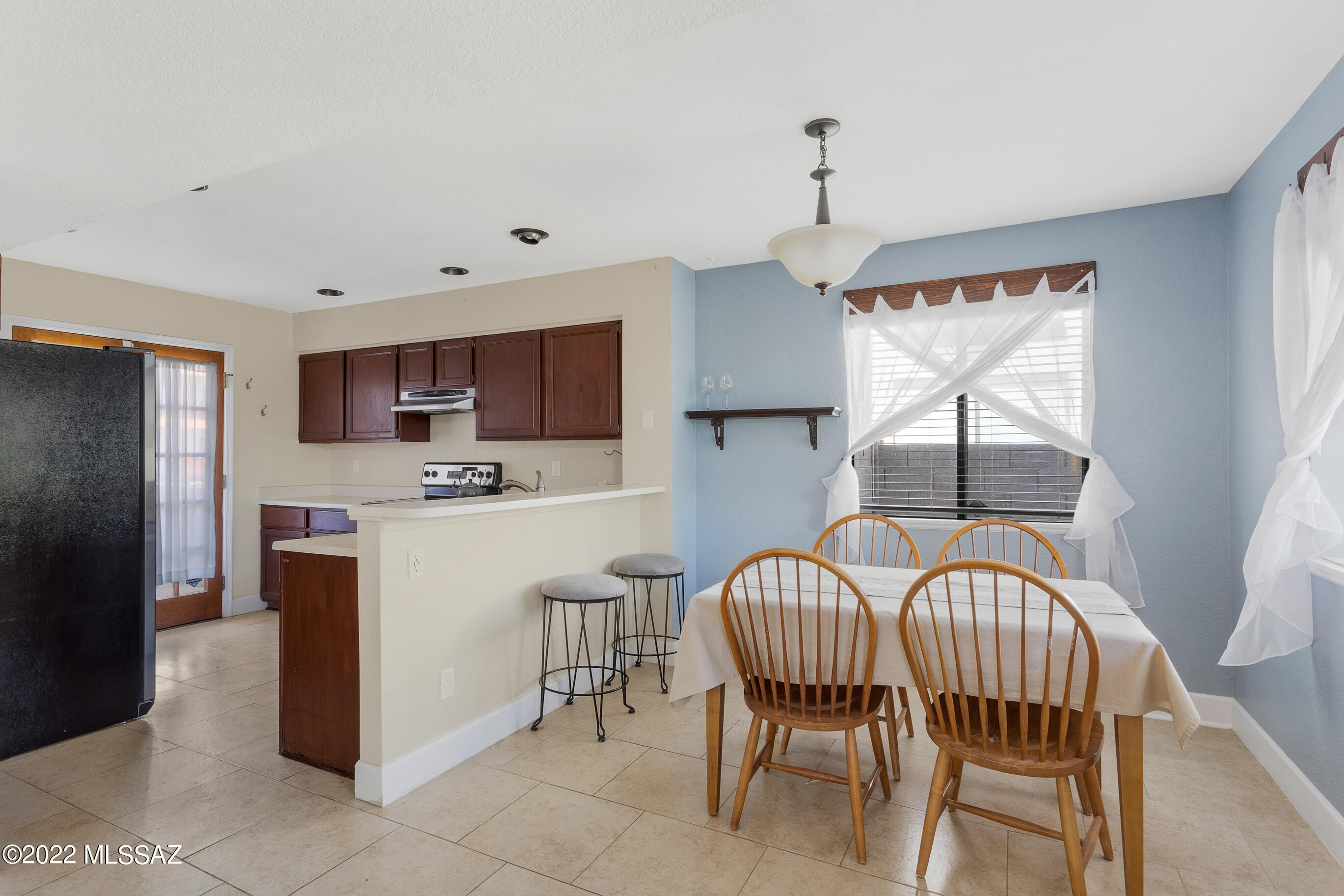 4653 West Lessing Lane Tucson, AZ 85742 - Photo 8 of 30