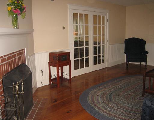 9 Orchard Road Cumberland, ME 04021 - Photo 5 of 25 Living Room.