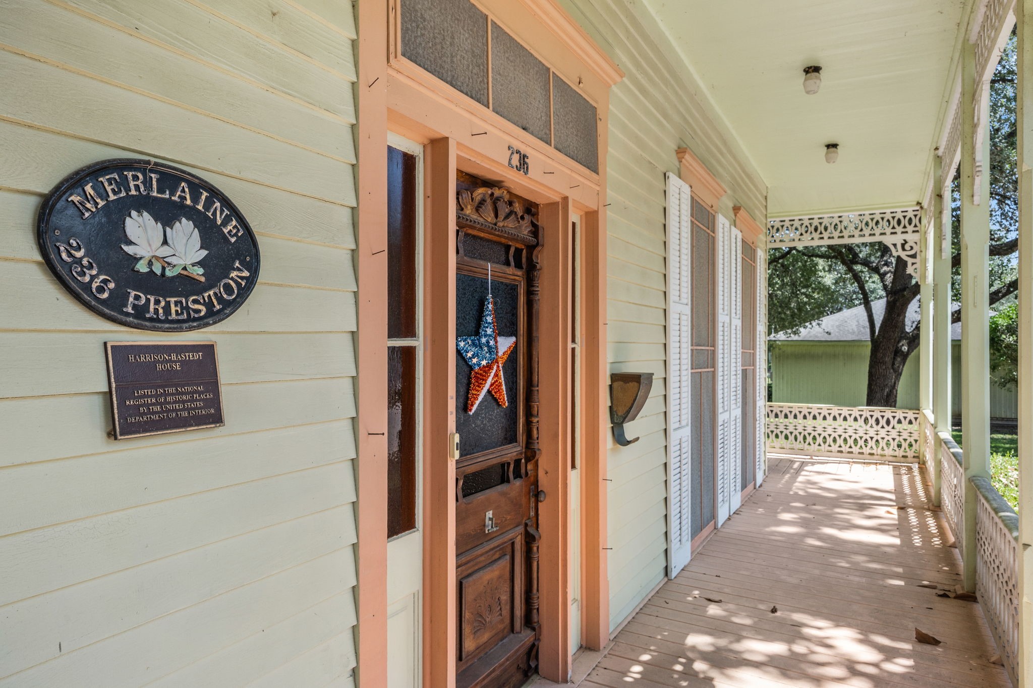 236 Preston Street Columbus, TX 78934 - Photo 7 of 50 a view of a hallway with wooden floor