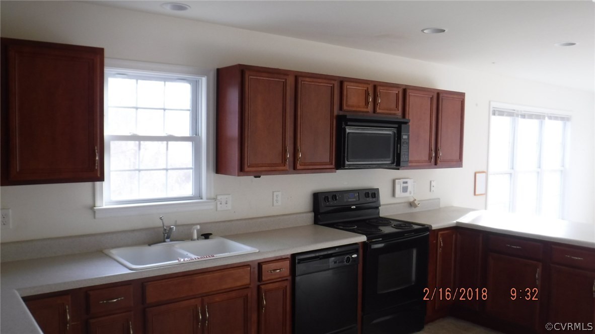 7618 Sugar Run Road Hopewell, VA 23860 - Photo 3 of 12 Gallery Image 3