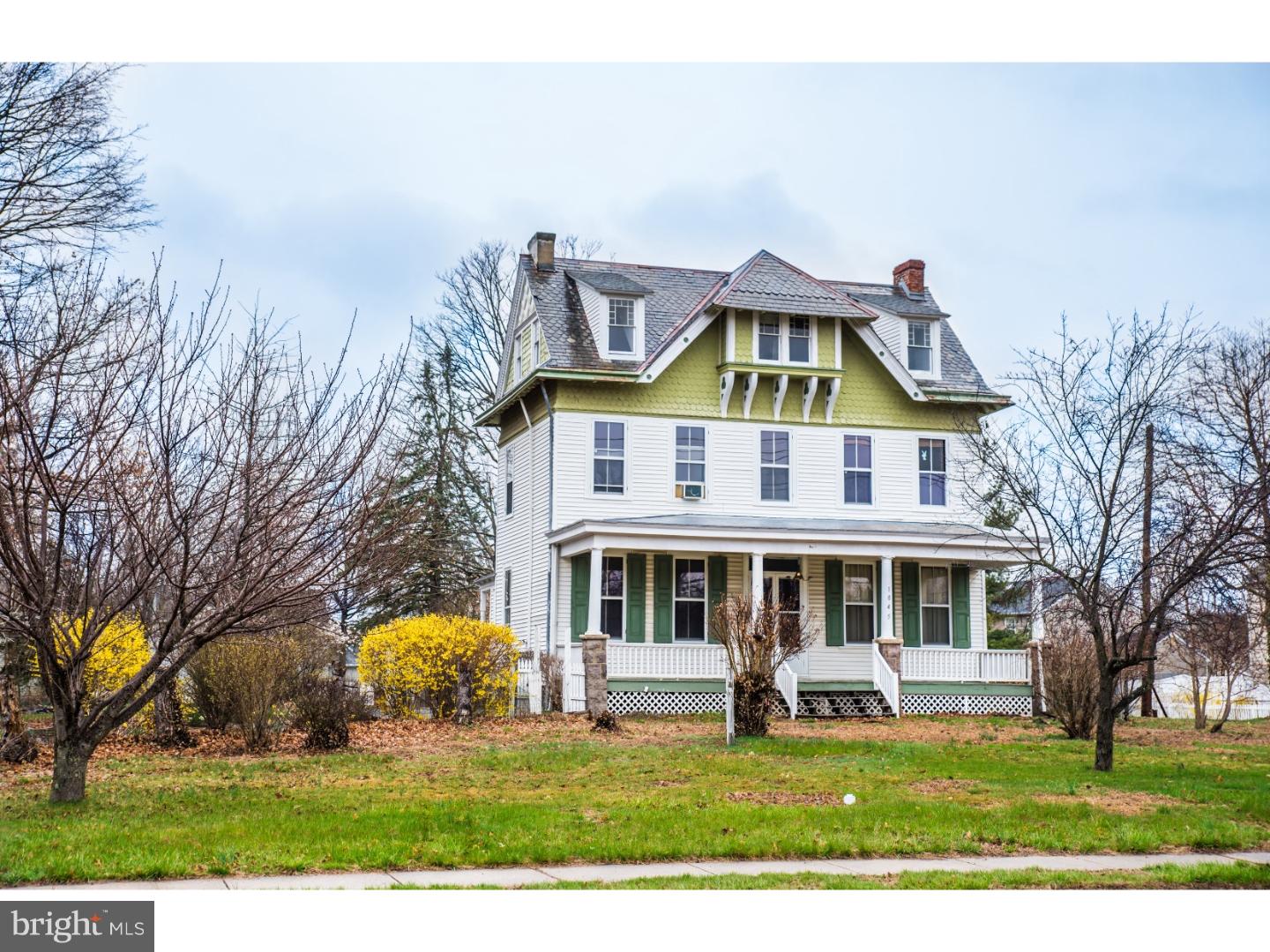 1045 Columbus Road Burlington, NJ 08016 - Photo 1 of 25