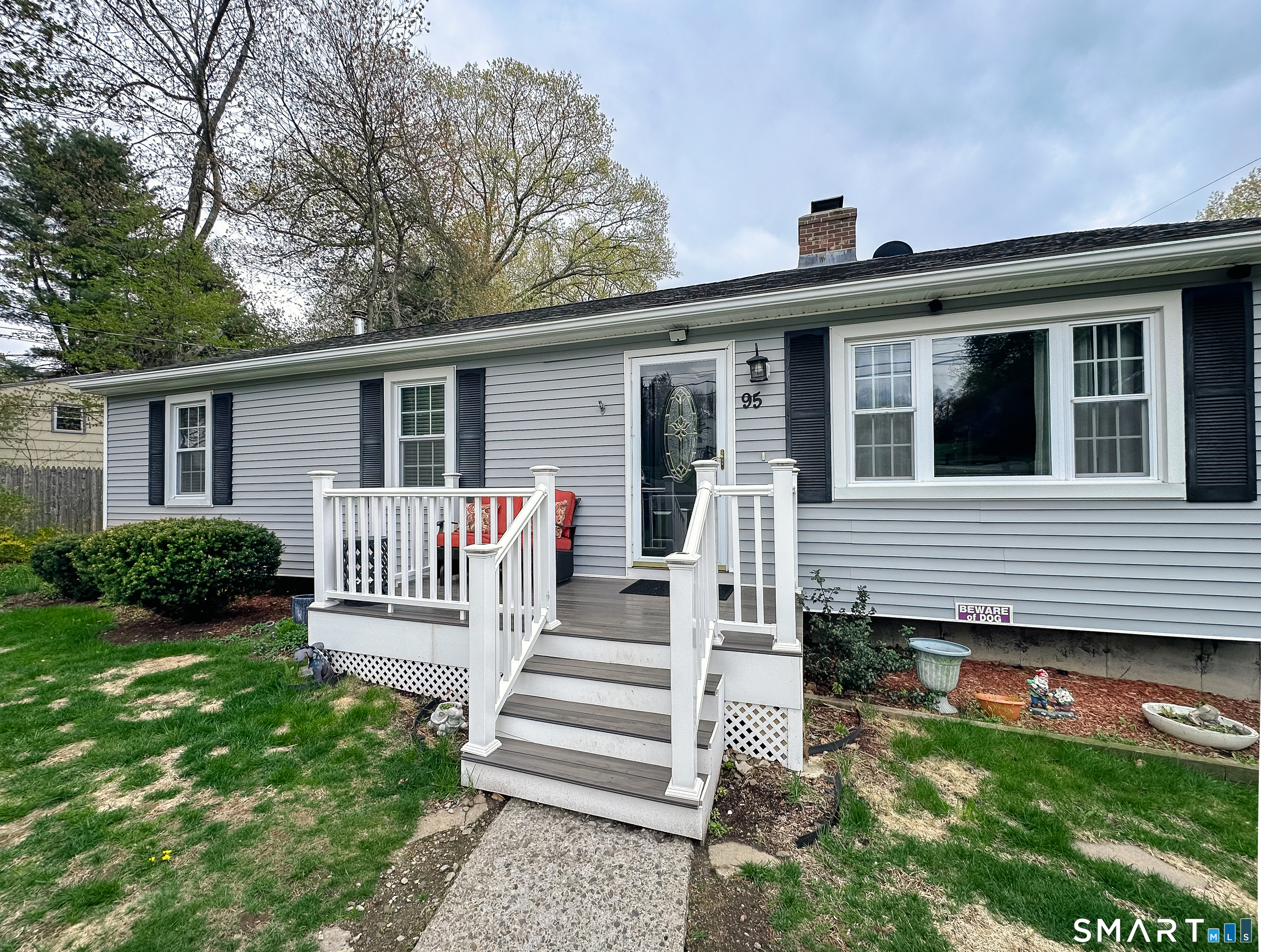 95 Clinton Hill Road Wolcott, CT 06716 - Photo 3 of 30