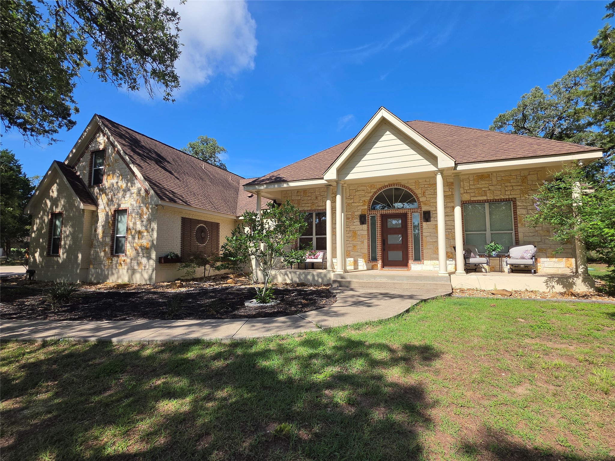 330 Arbors Circle Elgin, TX 78621 - Photo 35 of 37