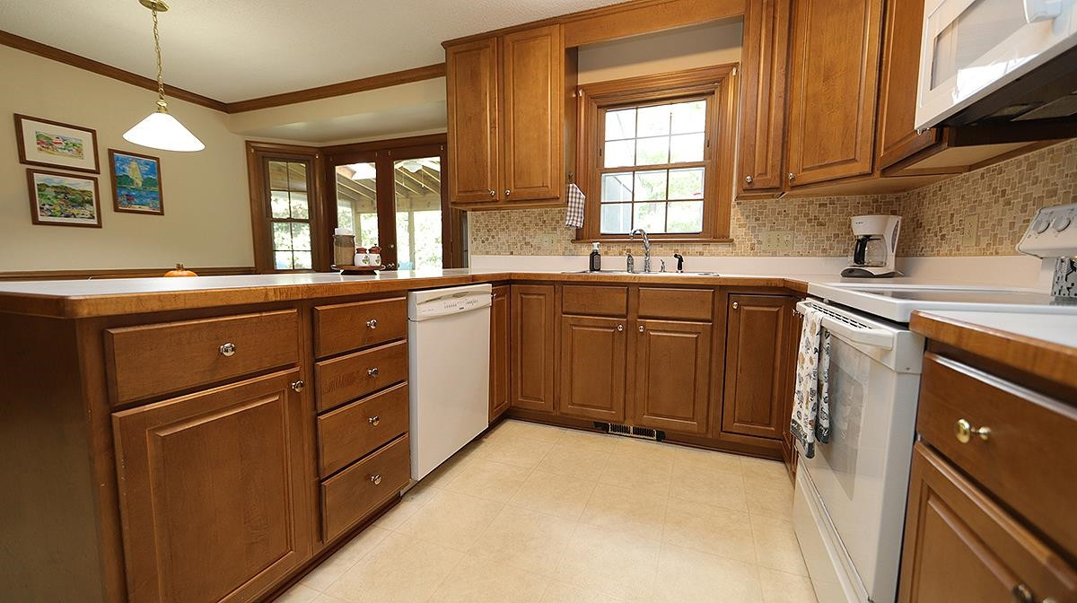 8816 Woodyhill Road Raleigh, NC 27613 - Photo 12 of 30 Photo 12