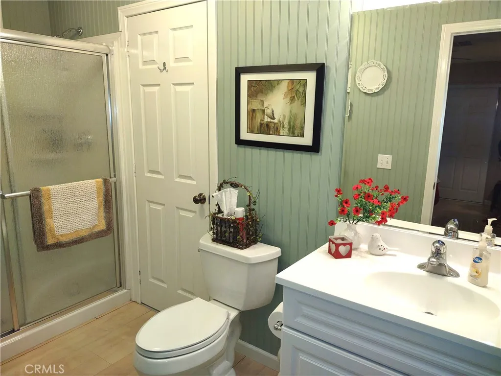 554 Beach Needles Ca Needles, CA 92363 - Photo 18 of 31 a bathroom with a sink a toilet and shower