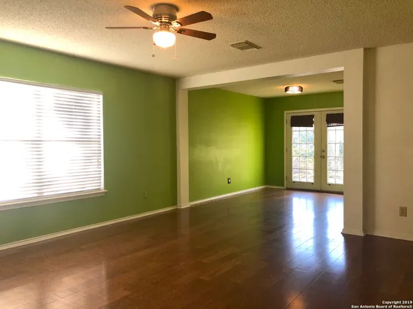 $1,400 | 10718 Vollmer Lane, San Antonio, TX 78254